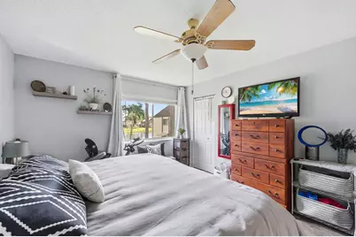 5883 La Paseos Drive #D-2, Greenacres, FL 33463 - Photo 12