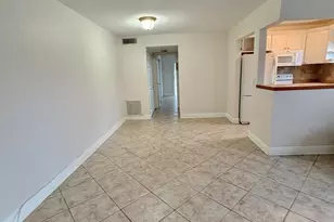 48 Bedford B, West Palm Beach, FL 33417 - Photo 2