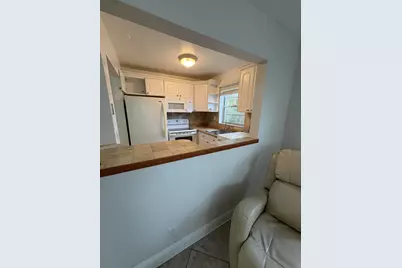 48 Bedford B, West Palm Beach, FL 33417 - Photo 14