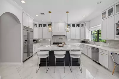 8222 Bradford Way, Parkland, FL 33076 - Photo 10