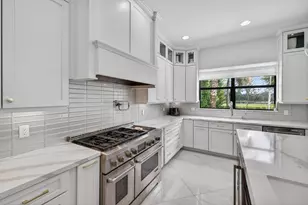 8222 Bradford Way, Parkland, FL 33076 - Photo 6