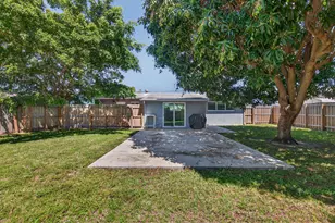1908 NE 26th St, Wilton Manors, FL 33305 - Photo 20