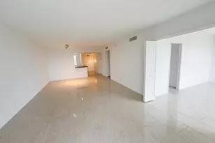 605 Oaks Dr, Pompano Beach, FL 33069 - Photo 6