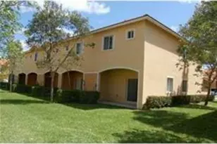 521 Princess Dr, Margate, FL 33068 - Photo 4