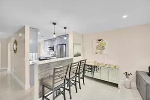 21207 Lago Cir, Boca Raton, FL 33433 - Photo 16