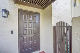 21207 Lago Cir, Boca Raton, FL 33433 - Photo 6