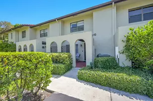 21207 Lago Cir, Boca Raton, FL 33433 - Photo 1