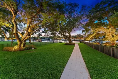 2162 Radnor Road, North Palm Beach, FL 33408 - Photo 12