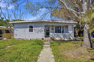 1306 17th Pl, Vero Beach, FL 32960 - Photo 1