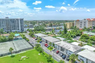 3213 Colony Club Rd, Pompano Beach, FL 33062 - Photo 24