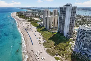3000 N Ocean Dr, Singer Island, FL 33404 - Photo 62