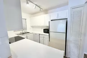 1000 NW 13th St, Boca Raton, FL 33486 - Photo 12