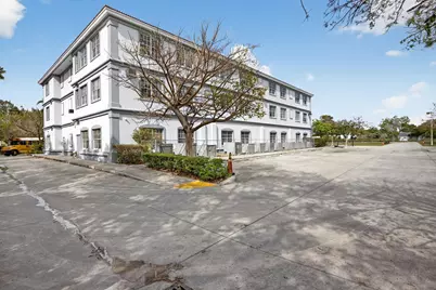 713 W Palm Drive, Florida City, FL  - Photo 10