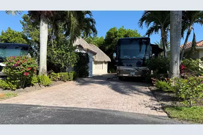 390 Sundial Circle #390, Margate, FL 33068 - Photo 2