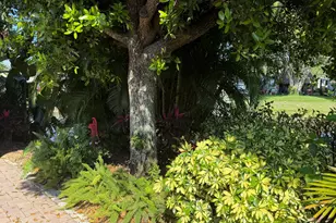 390 Sundial Cir, Margate, FL 33068 - Photo 4