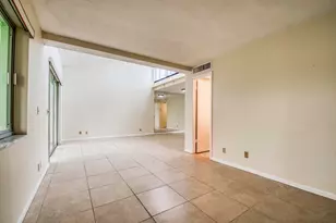 2528 Boundbrook Dr S, West Palm Beach, FL 33406 - Photo 6