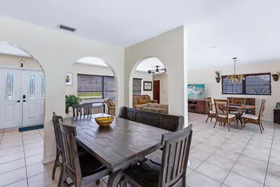 343 SE Verada Avenue, Port Saint Lucie, FL 34983 - Photo 18