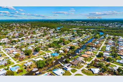 343 SE Verada Avenue, Port Saint Lucie, FL 34983 - Photo 8