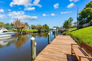 343 SE Verada Ave, Port Saint Lucie, FL 34983 - Photo 2