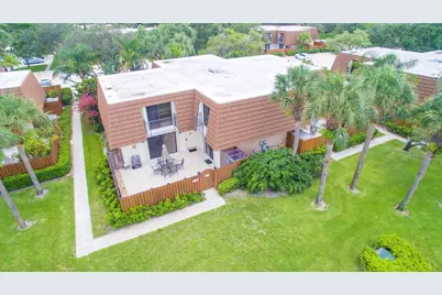 2410 24th Court, Jupiter, FL 33477 - Photo 22