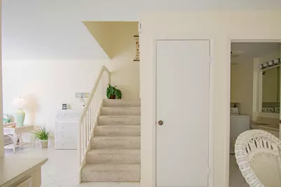 2410 24th Court, Jupiter, FL 33477 - Photo 10