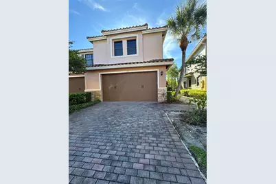 127 Riverwalk Circle W, Plantation, FL 33325 - Photo 1
