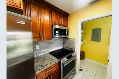 7502 NW 58th Court, Tamarac, FL 33321 - Photo 8