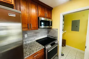 7502 NW 58th Ct, Tamarac, FL 33321 - Photo 8