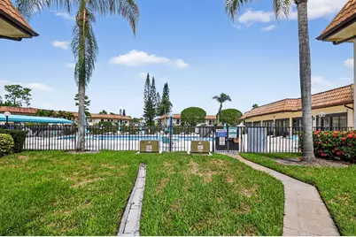 7101 Golf Colony Court #203, Lake Worth, FL 33467 - Photo 16