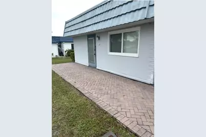 24 Waterford A, Delray Beach, FL 33446 - Photo 16