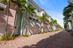 429 NE 1st St, Pompano Beach, FL 33060 - Photo 2