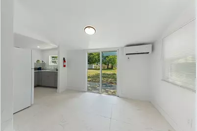 710 N H Street, Lake Worth Beach, FL 33460 - Photo 12