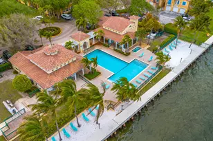 1060 Lake Shore Dr, West Palm Beach, FL 33403 - Photo 8