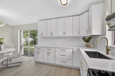 1933 Violet Avenue, West Palm Beach, FL 33415 - Photo 14