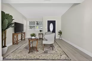 1933 Violet Ave, West Palm Beach, FL 33415 - Photo 4