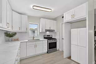 1933 Violet Ave, West Palm Beach, FL 33415 - Photo 12