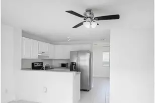 3707 NW 91st Ave, Sunrise, FL 33351 - Photo 4