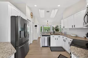 13571 Jonquil Pl, Wellington, FL 33414 - Photo 18