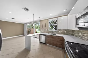 4735 SW 164th Ave, Miramar, FL 33027 - Photo 12