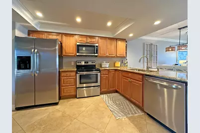 4440 NE Sandpebble Trace #104, Stuart, FL 34996 - Photo 8