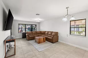 41 Bethesda Park Cir, Boynton Beach, FL 33435 - Photo 6