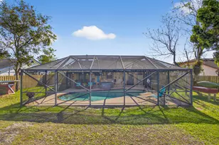 132 Parkwood Dr, Royal Palm Beach, FL 33411 - Photo 54