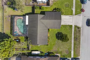 132 Parkwood Dr, Royal Palm Beach, FL 33411 - Photo 68