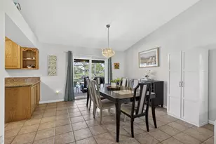132 Parkwood Dr, Royal Palm Beach, FL 33411 - Photo 6