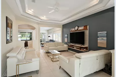 4626 NW Wandering Oak Court, Jensen Beach, FL 34957 - Photo 10