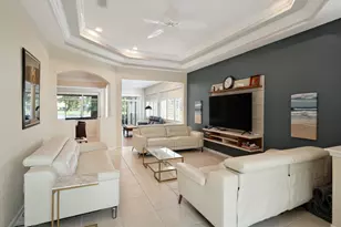 4626 NW Wandering Oak Ct, Jensen Beach, FL 34957 - Photo 10