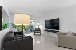 3004 NE 5th Terrace NE, Fort Lauderdale, FL 33334 - Photo 10