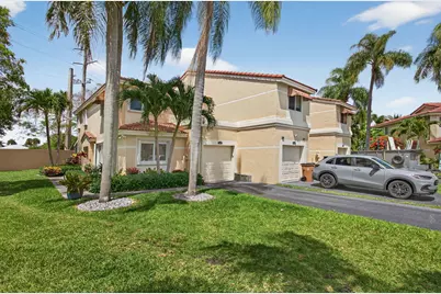 3447 Deer Creek Palladian Circle, Deerfield Beach, FL 33442 - Photo 2