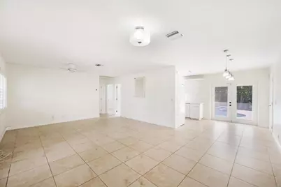 1012 Mohican Boulevard, Jupiter, FL 33458 - Photo 4