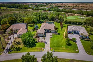 523 SW Squire Johns Ln, Palm City, FL 34990 - Photo 4